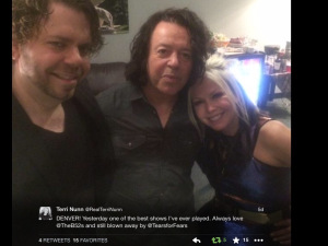The amazing Terri Nunn of Berlin snags a photo w/the Good Sir Orzabal backstage.