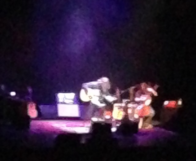 The best picture I took all evening. Sad. But kind of artsy...