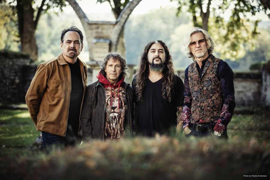 Neal Morse, Pete Trewavas, Mike Portnoy, Roine Stolt