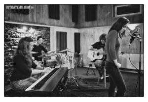 2014APR05-20-300x208